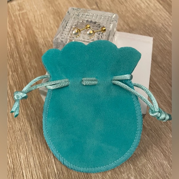 18k Plated- 16 gauge Faux Pearl Flat Back Earring Studs NWT - Picture 12 of 12